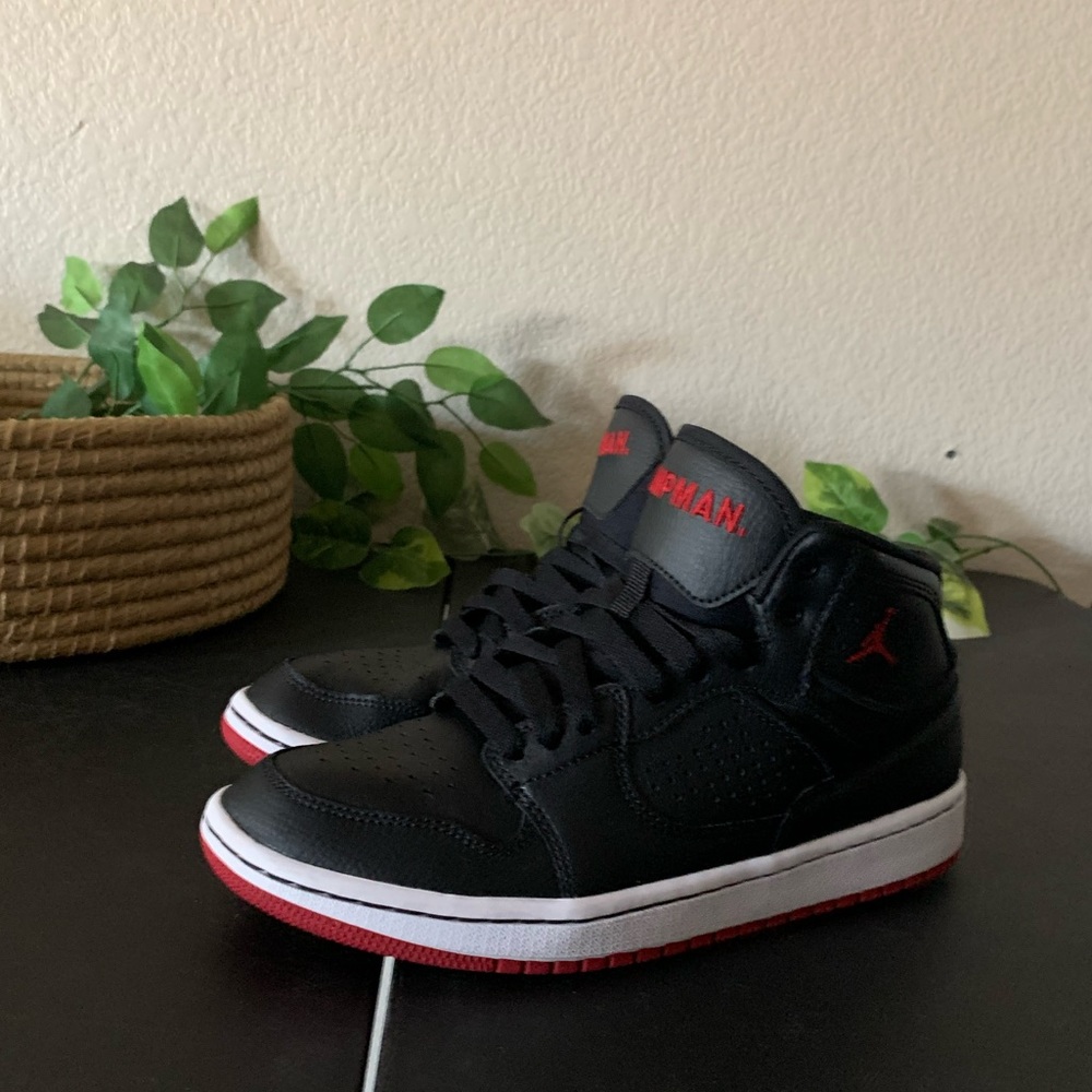 Jordan sneakers - Picture 3 of 8